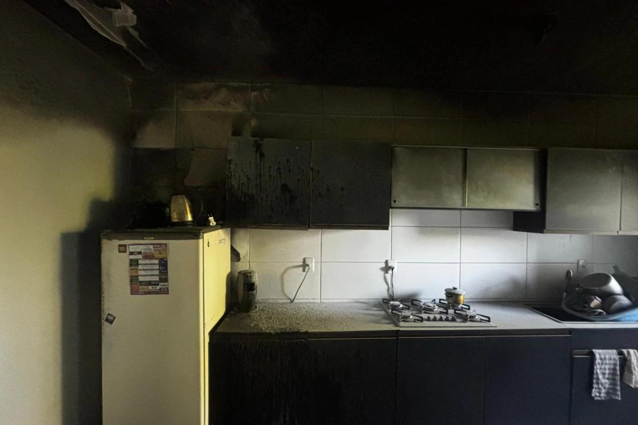 Moradores controlam princípio de incêndio em apartamento em Criciúma