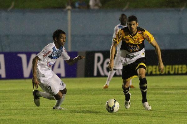 Londrina supera o Criciúma na estreia da Copa do Brasil