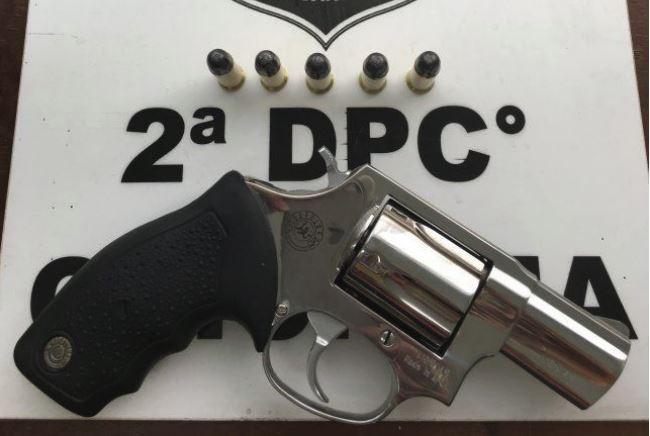Polícia Civil indicia acusado de ter atirado em local público