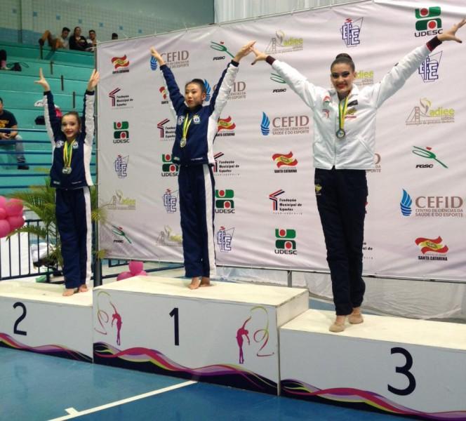 Ginástica rítmica de Criciúma conquista vaga para competição nacional