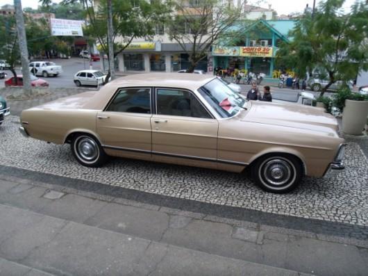 Cocal do Sul recebeu o 1º Encontro de Carros Antigos