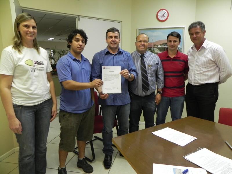 Forquilhinha ganha escola de ensino fundamental