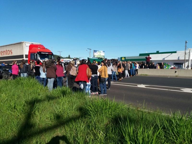 BR-101 bloqueada em Sombrio