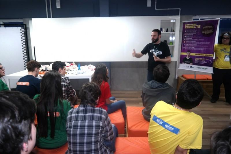 Aposta para o futuro: curso técnico aliado ao ensino médio