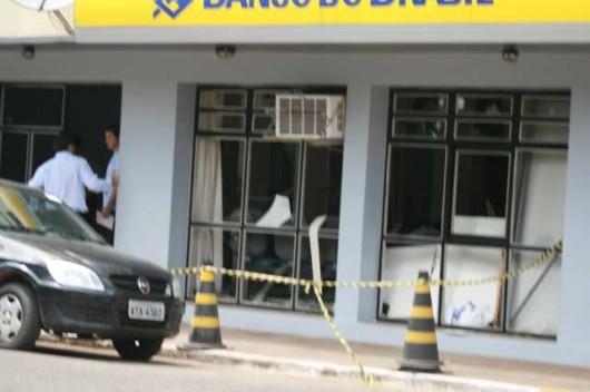 Banco é explodido por assaltantes em Praia Grande