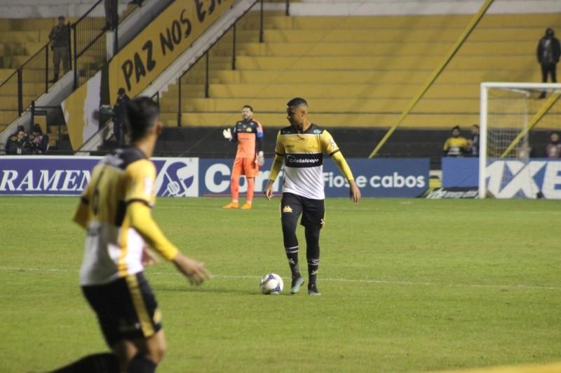 Derlan quer Criciúma pontuando como visitante