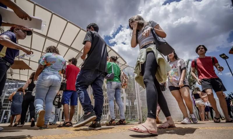 Enem: gabarito e cadernos de questões serão divulgados nesta terça-feira 