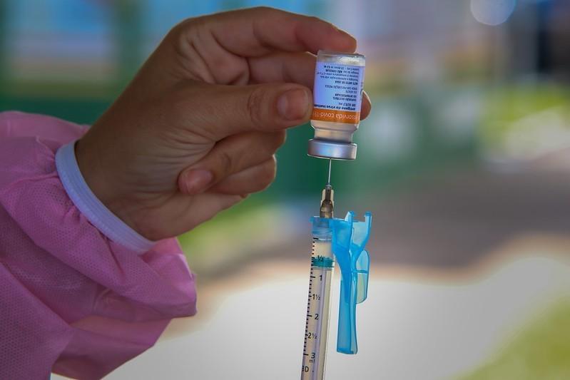 Butantan recebe matéria-prima para 8 milhões de doses de vacina
