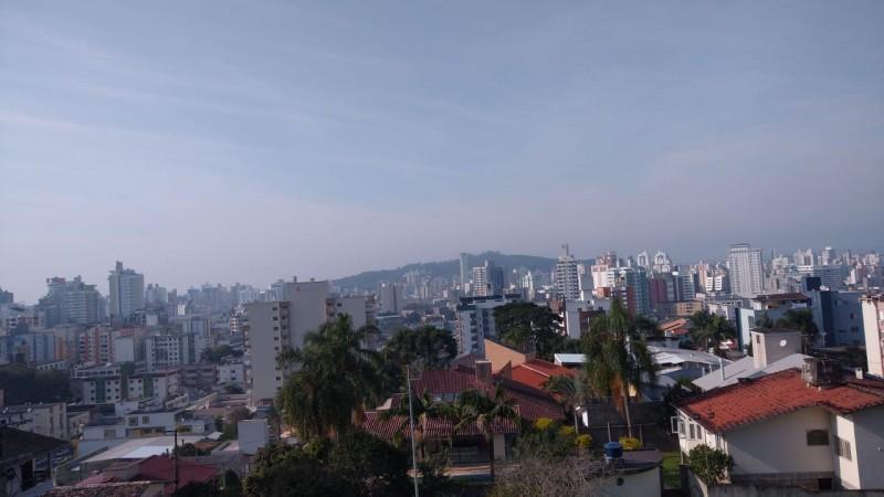 Fim de semana será de tempo aberto na região de Criciúma