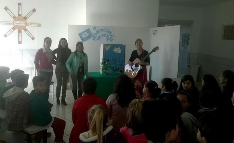 Projeto leva hábito de leitura para estudantes de Içara