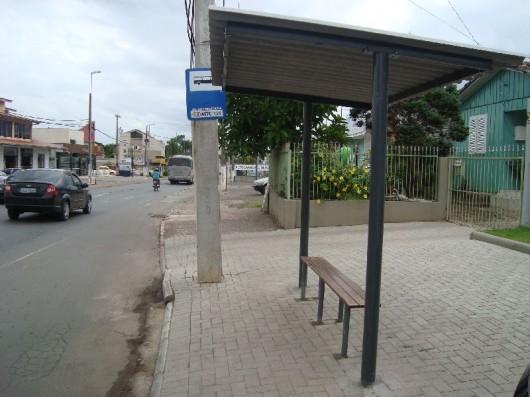 Novos abrigos de ônibus São Sebastião e Jardim União