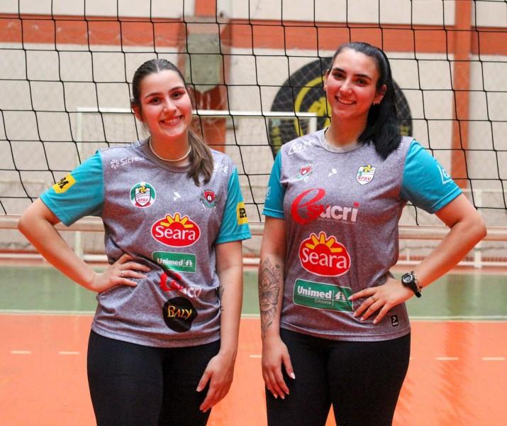 Das quadras para comissão: ex-atletas do vôlei de Forquilhinha se destacam como técnicas