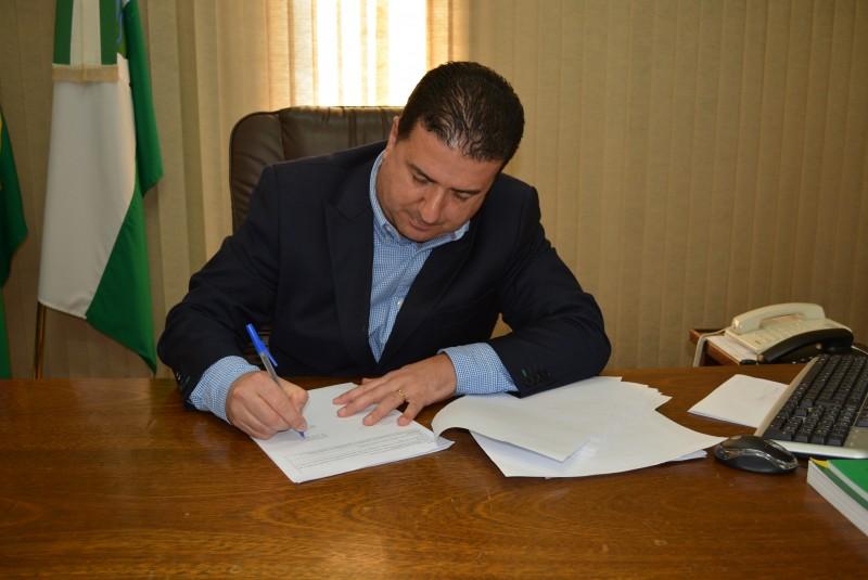 Prefeito de Urussanga reduz 20% do próprio salário e dos secretários