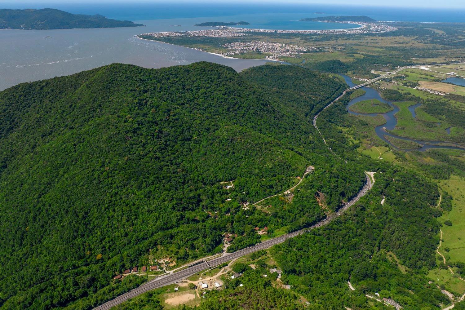 Pelo Estado 21/04: Nova proposta promete solução para o Morro dos Cavalos