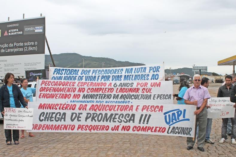 Pescadores artesanais buscam regulamentação da prática em lagoas