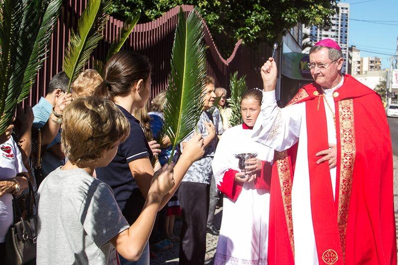 Domingo de Ramos marca início da Semana Santa para os católicos