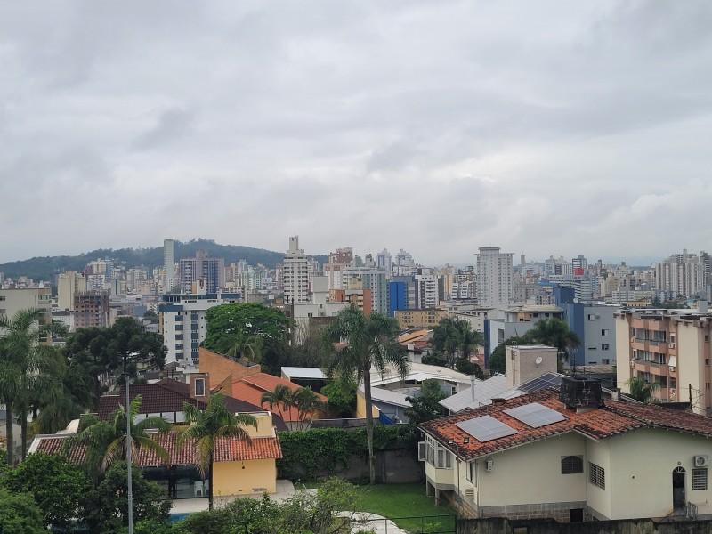 Primeira metade da semana será de chuva em Criciúma e região; confira a previsão do tempo