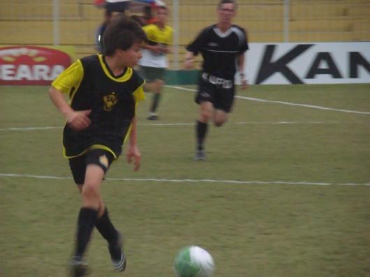 Tigrinhos fazem preliminar