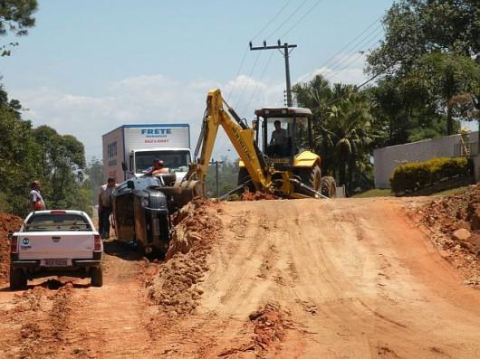 Caminhões proibidos de trafegar pela Alexandre Belolli