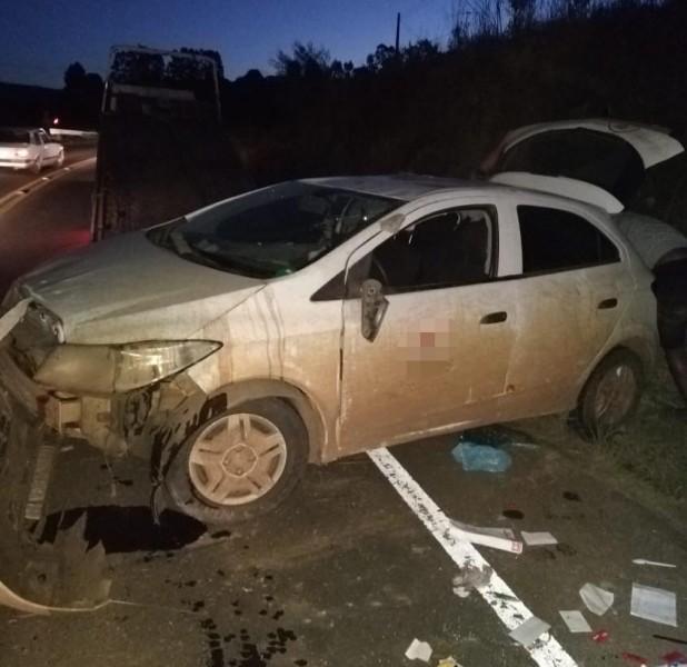 Saída de pista seguida de capotamento é registrada em São Joaquim 