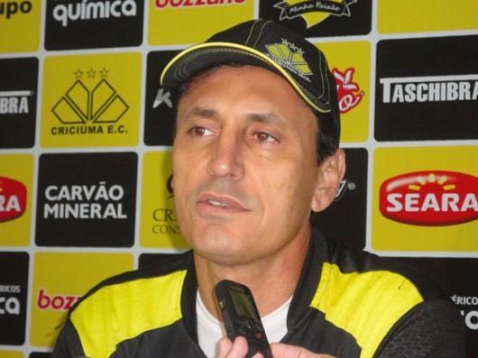 Comelli repete time que venceu o Asa