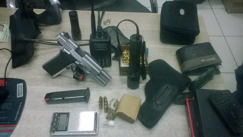 Casal suspeito de assalto a residências é preso