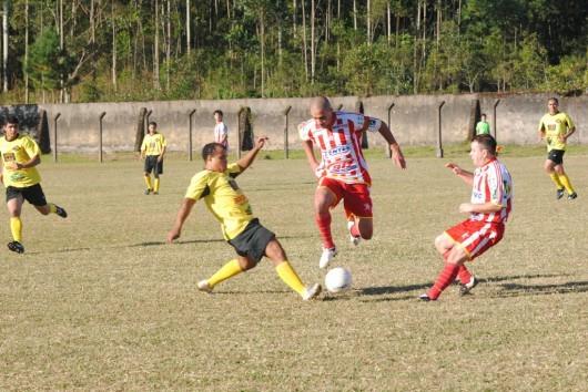 Campeão segura líder na Taça Tubozan
