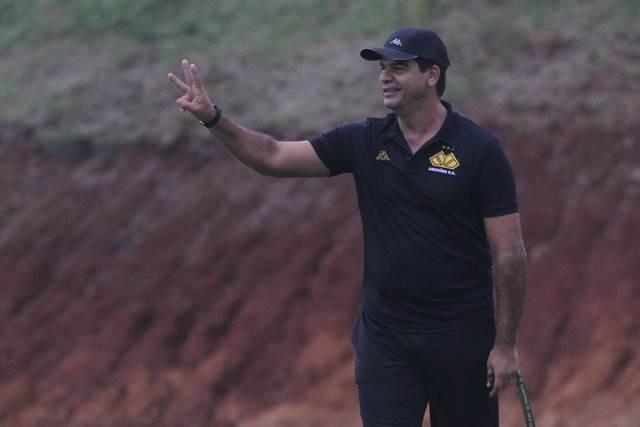 Moacir Jr. participa de primeira atividade no Tigre