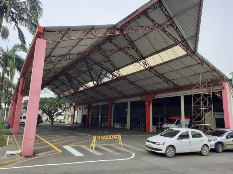 Rua Coberta é fechada para pintura e manutenção em Forquilhinha