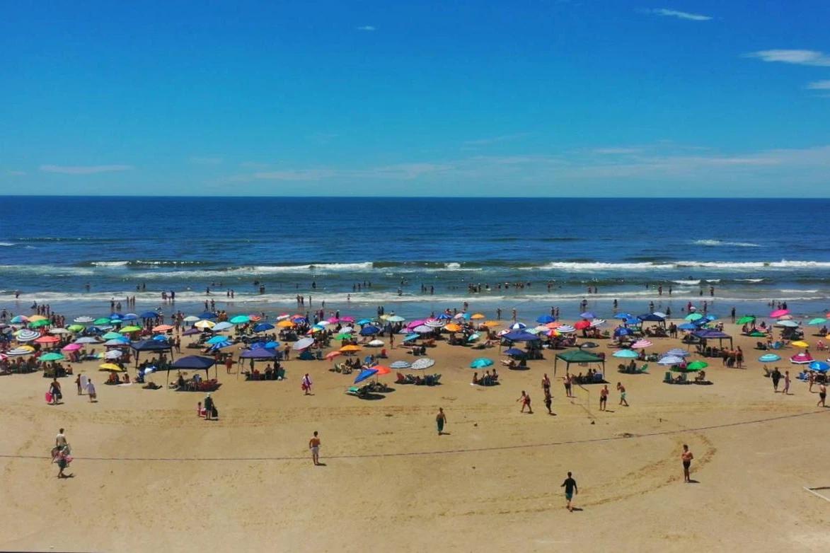 Réveillon: programação deve atrair mais de 300 mil pessoas em Balneário Rincão