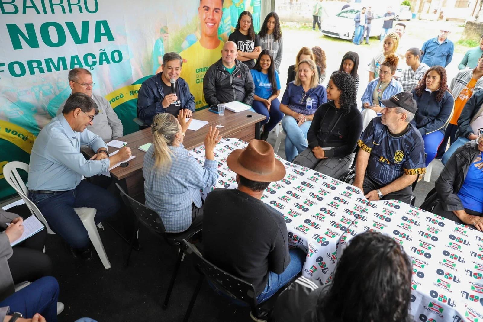 Escuta ativa com a comunidade marca início das atividades no bairro Renascer em Criciúma