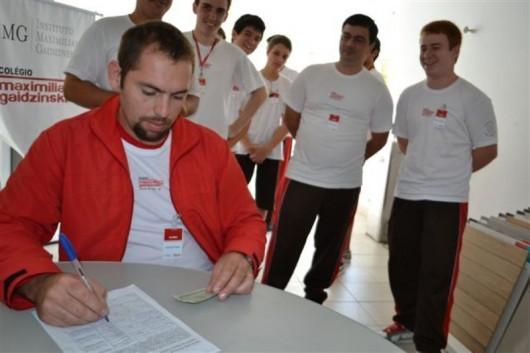 Estudantes do CMG aderem ao movimento Tabela do SUS Reajuste Já