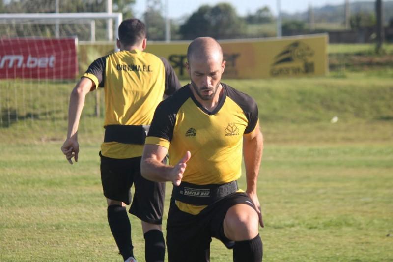 Michel: 'Temos a obrigação de levar o Criciúma para a próxima fase'