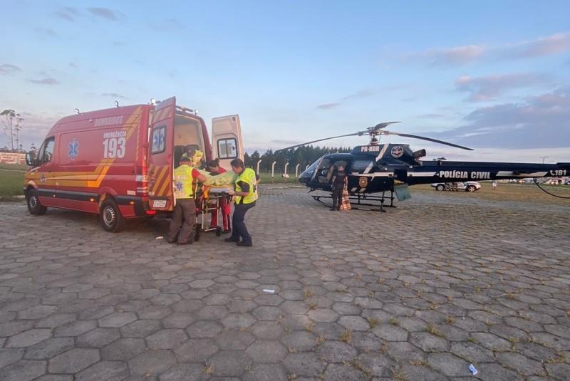 Motociclista envolvida em colisão frontal em Balneário Gaivota morre no hospital 