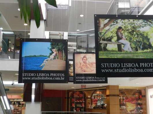 Exposição de fotos encanta público no Shopping Della     