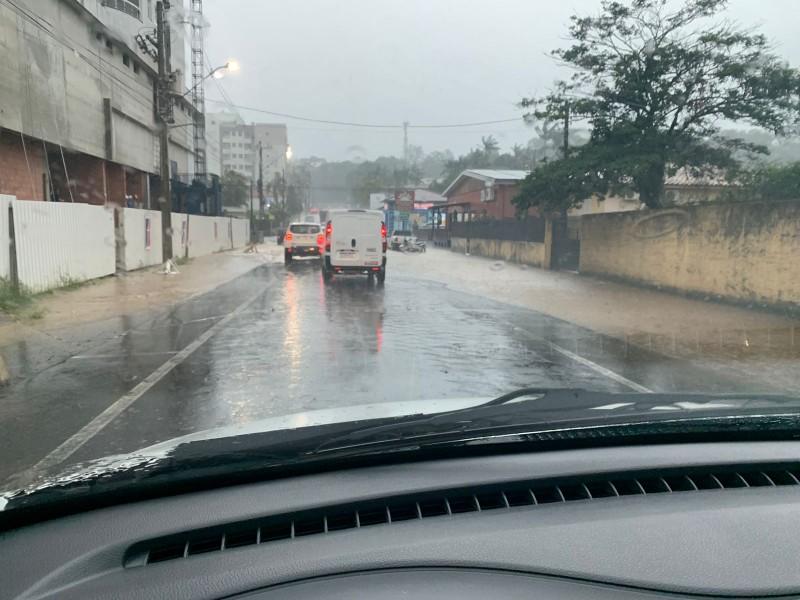 Chuvas voltam a provocar alagamentos em Cocal do Sul