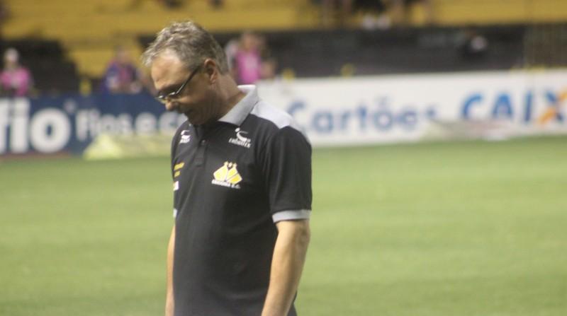 Após empate, Beto Campos pede demissão do Criciúma