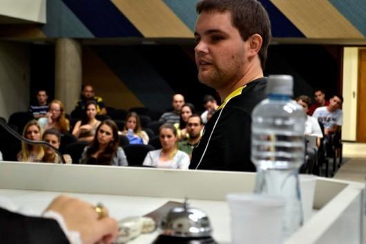 Alunos da Unesc realizam júri simulado no Fórum de Criciúma