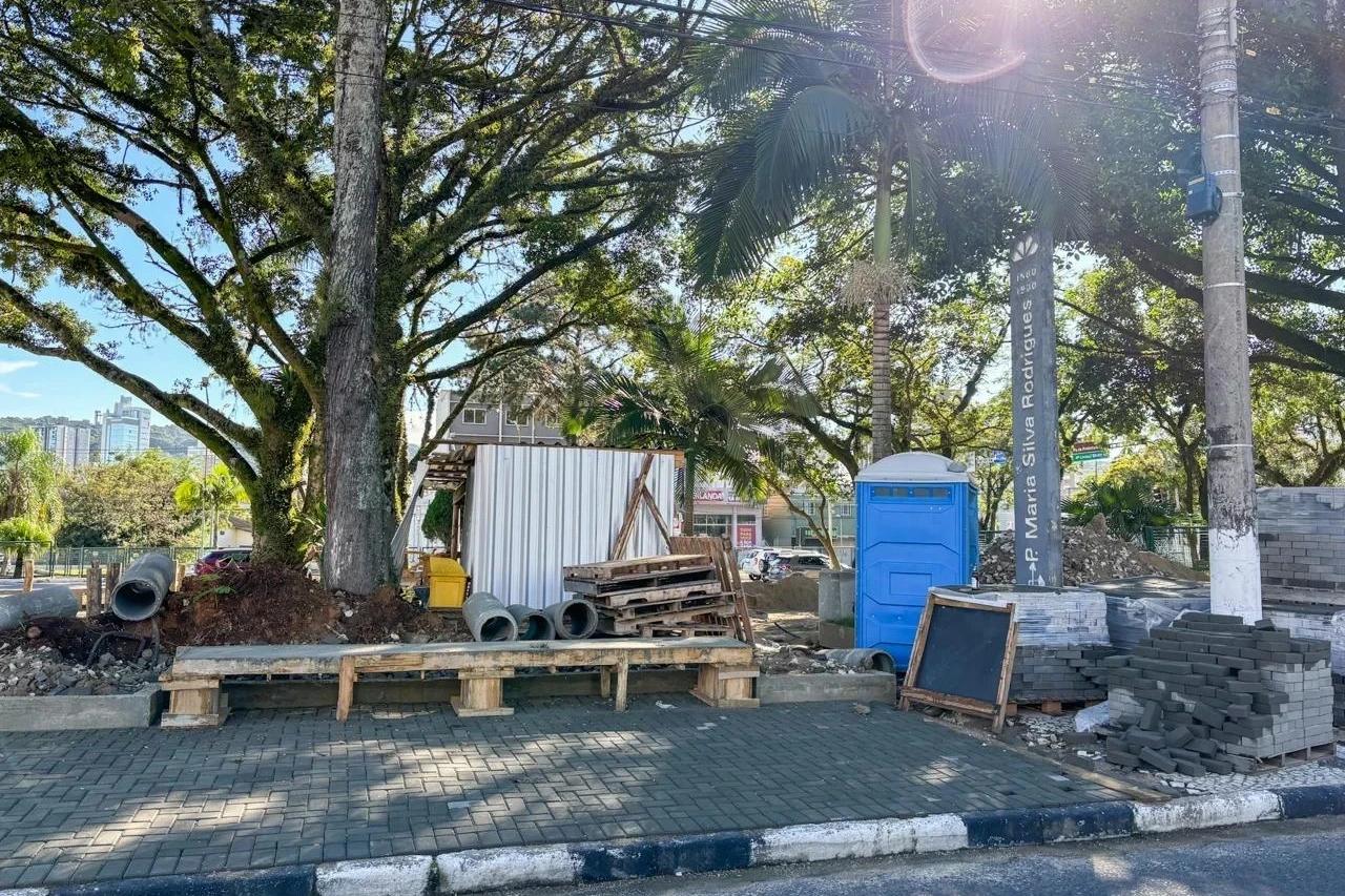 Revitalização da Praça Maria Silva Rodrigues deve ser inaugurada ainda em 2025