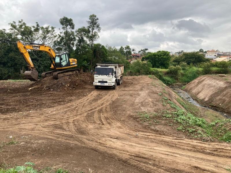 Içara já limpou 50 quilômetros de rios, canais e córregos