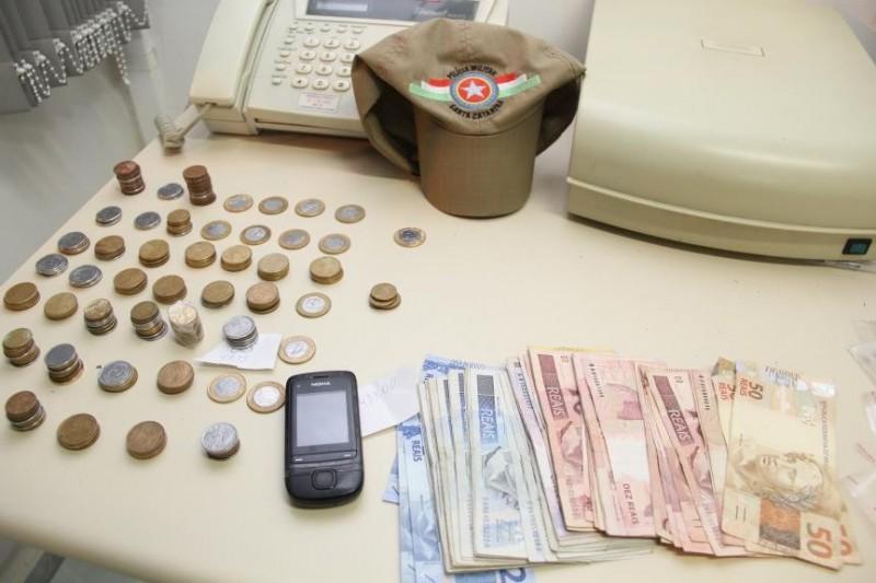 Trio pratica assalto em Morro da Fumaça, foge e é preso em Lauro Müller