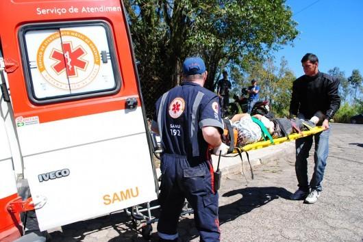 Acidente leva motociclista de 17 anos ao hospital