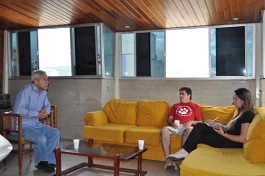  Américo Faria recebe representantes da ONG S.O.S Vira-Lata