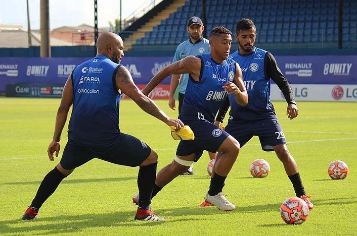 Atlético Tubarão enfrenta Marcílio Dias visando deixar a zona de rebaixamento