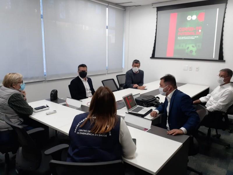 Mais uma reunião para discutir a volta do futebol em Santa Catarina