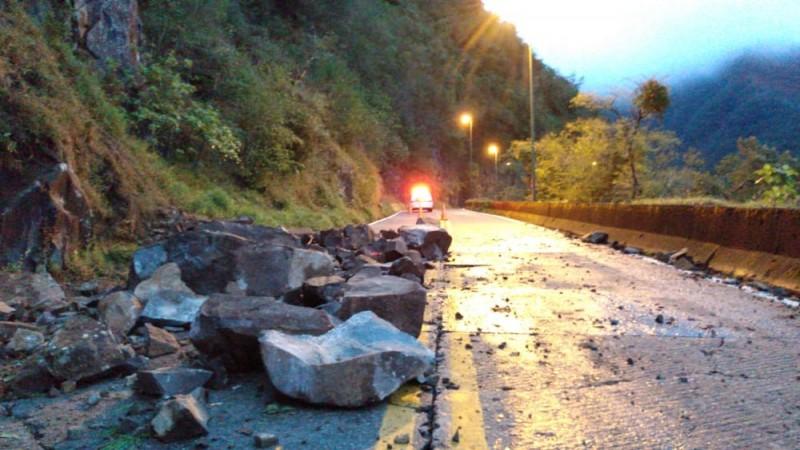 Novo desmoronamento de terra é registrado na Serra do Rio do Rastro 