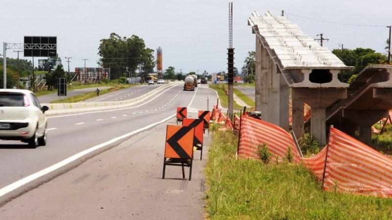 Aumento de veículos na BR-101, atenção redobrada dos pedestres