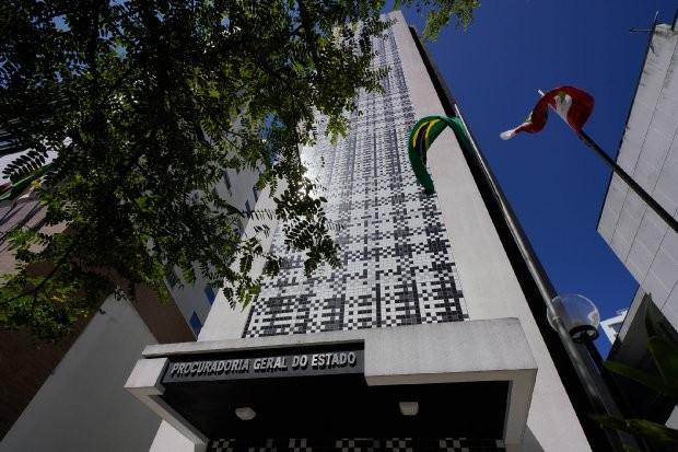 PGE/SC aumenta valor mínimo para cobrança de dívida ativa na Justiça