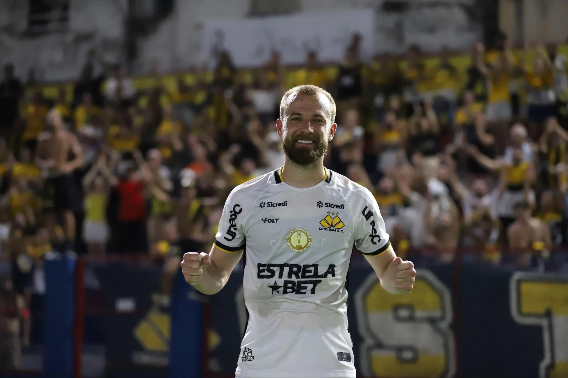 Autor do gol de empate contra o Brusque, Hermes projeta partida diante do Caravaggio no HH