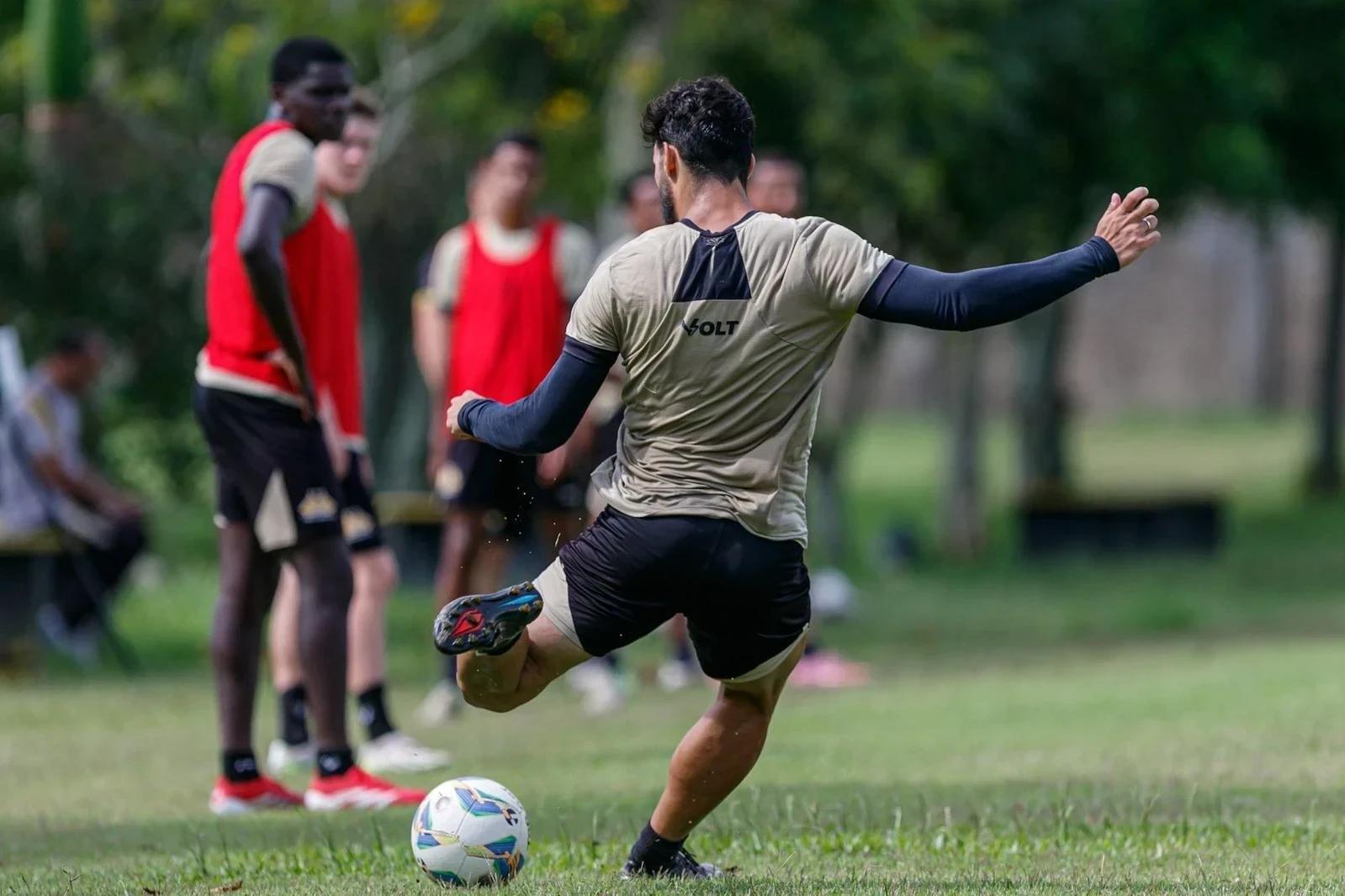 Base carvoeira estreia na Série A do Campeonato Brasileiro
